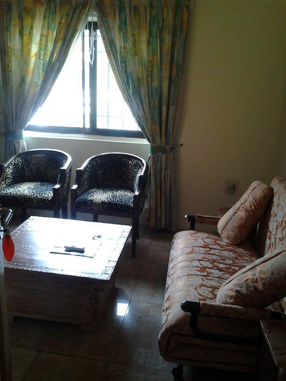 Hotel Georgia Accra Buitenkant foto