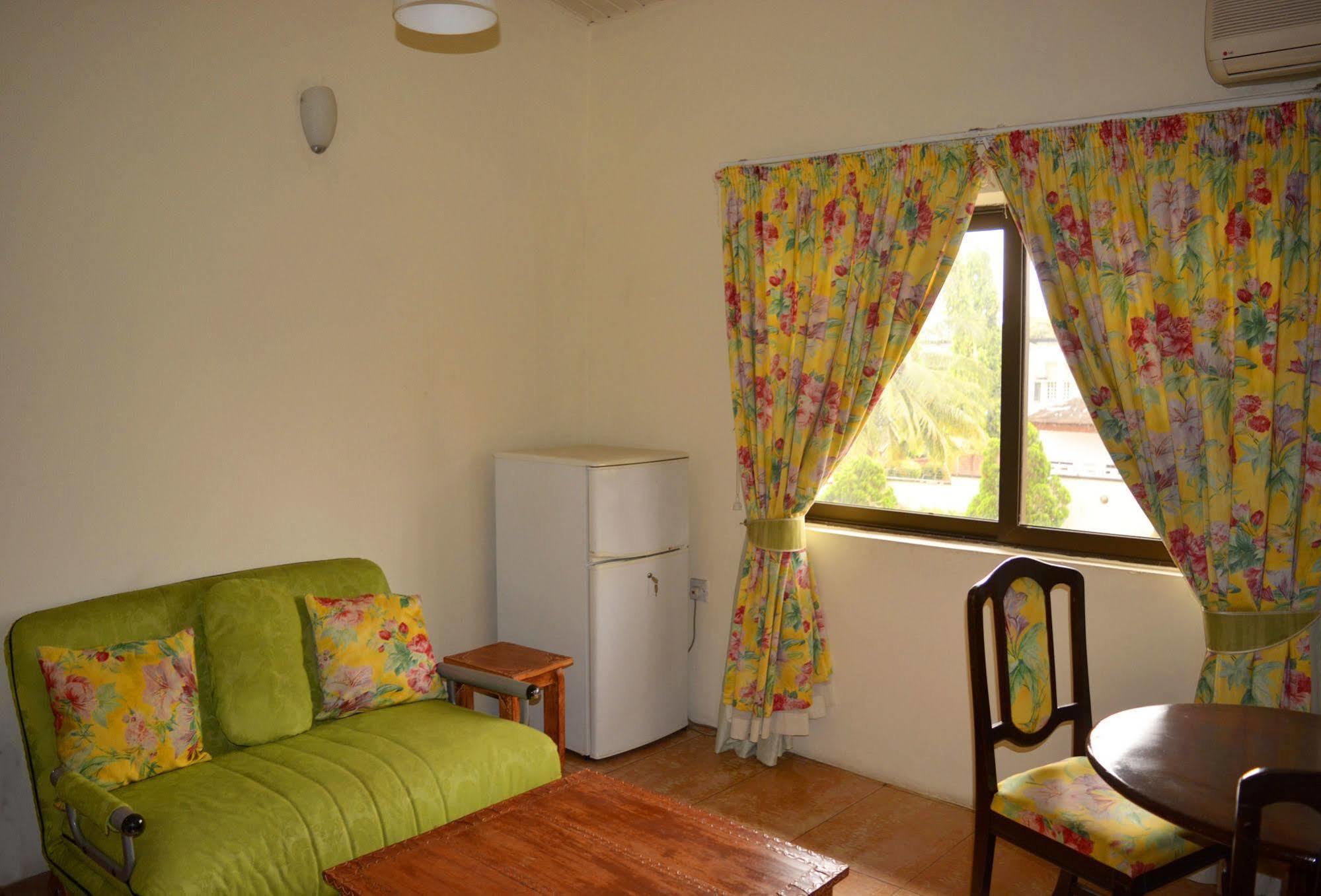 Hotel Georgia Accra Buitenkant foto
