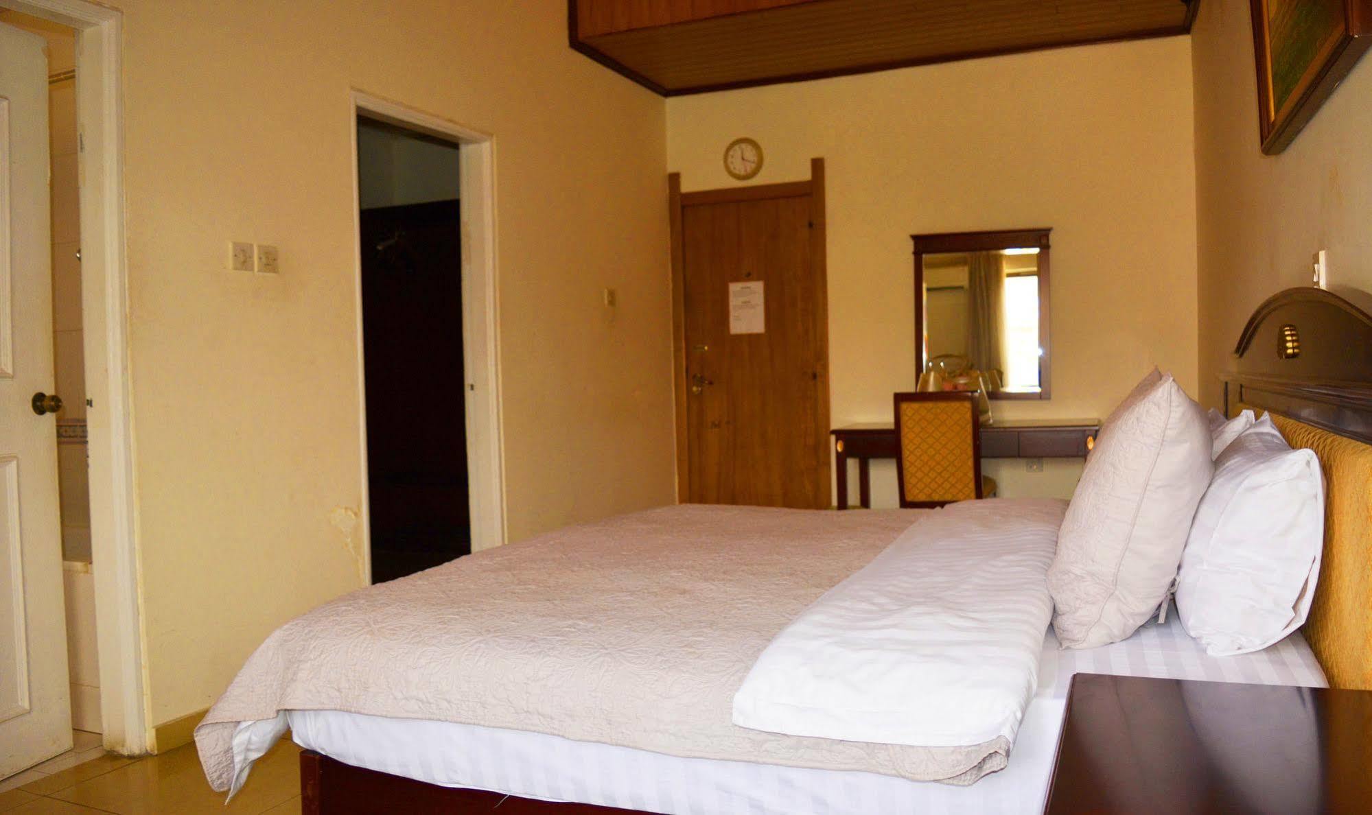 Hotel Georgia Accra Buitenkant foto